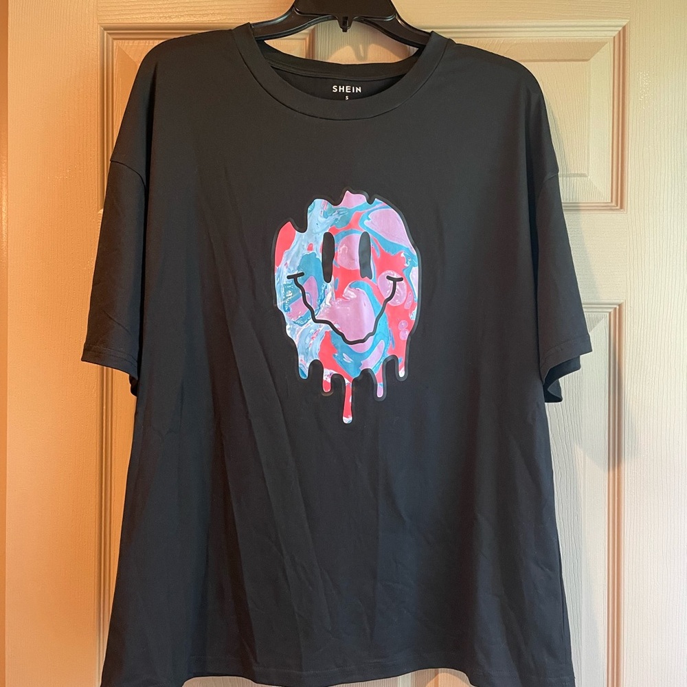SHEIN Black Tee‎ with Pink and Blue Drip Graphic, Roomy Fit, Size Small